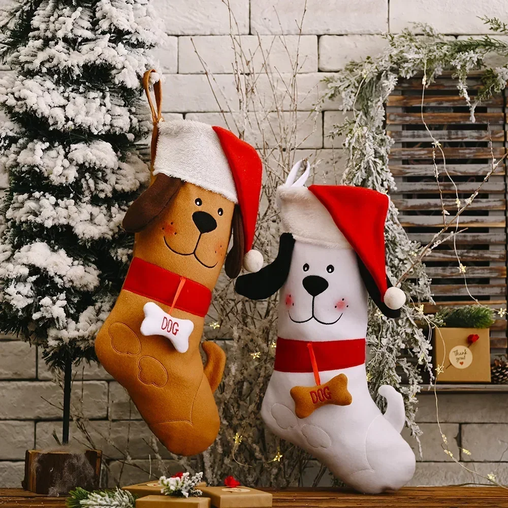 Christmas Stocking Hanging - جوارب عيد الميلاد على شكل عظمي